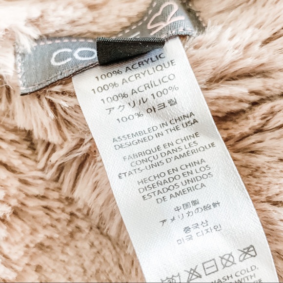 Faux Fur Vest (Reversible) - Picture 12 of 12